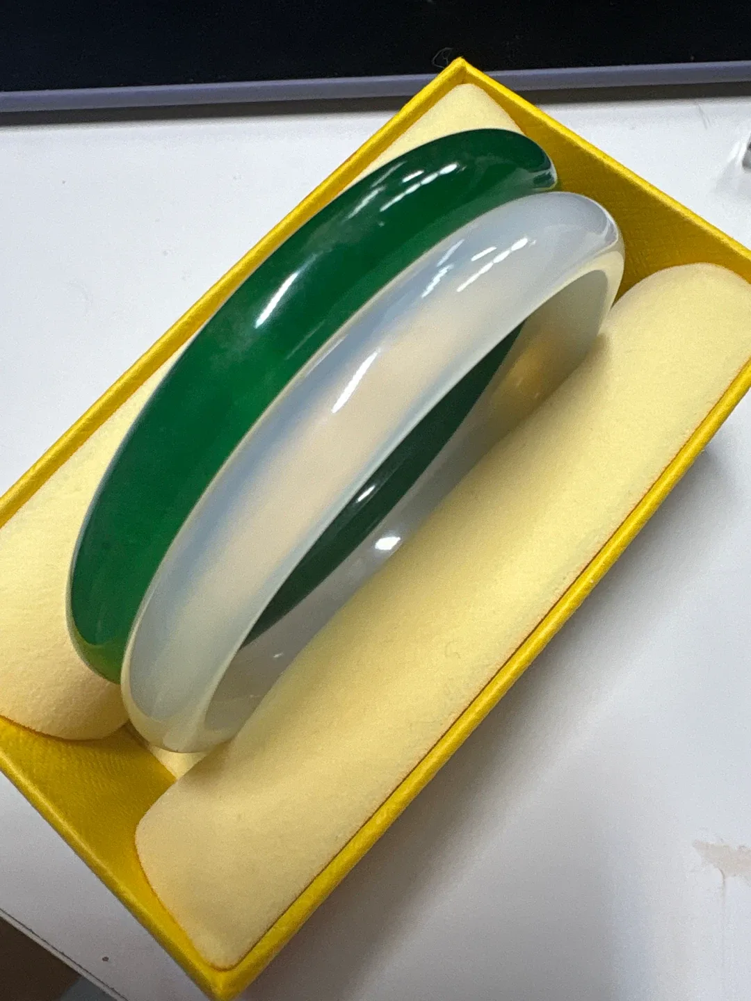 Jade Bangle Bracelet Set - Green & White thumbnail