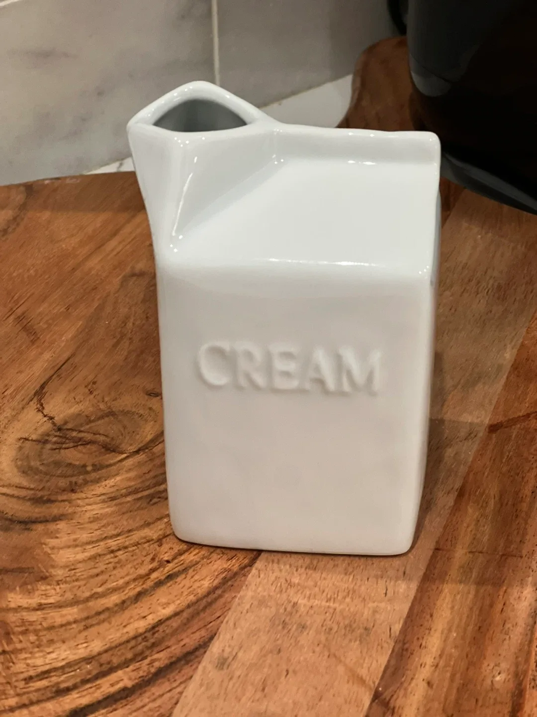 Fitz and Floyd Sugar Bowl and Creamer Everyday White Porcelain image indicator(6)