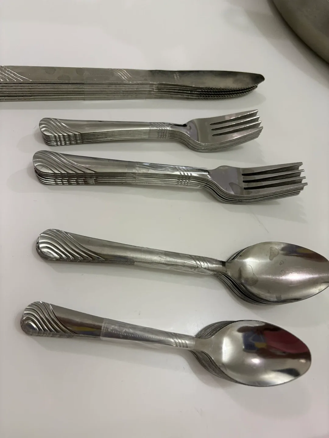 Stainless Steel Flatware Set thumbnail
