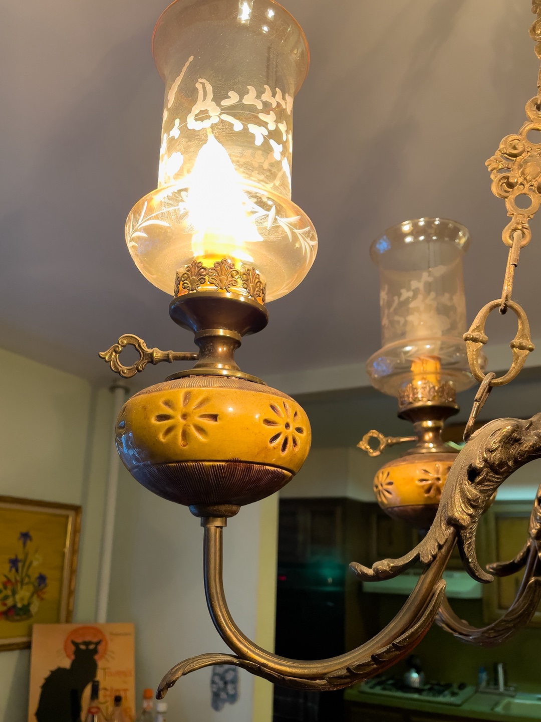 Vintage Ceramic & Brass Chandelier - photo 5