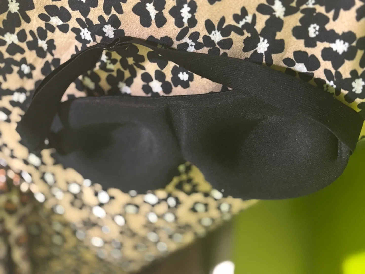 *Free*Black Sleeping Mask thumbnail