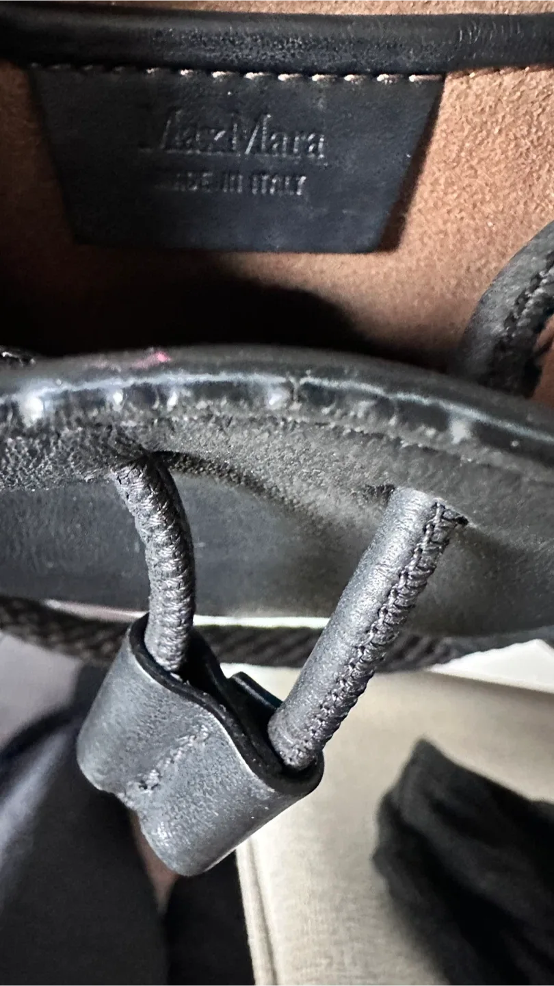 Max Mara Black Leather Bucket Bag image indicator(6)