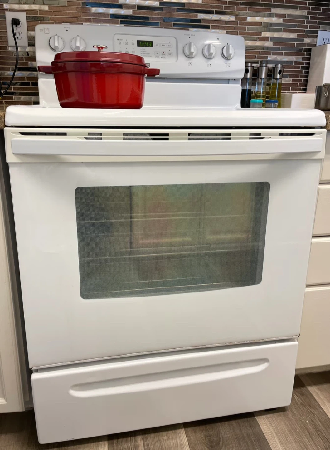 White Oven Range