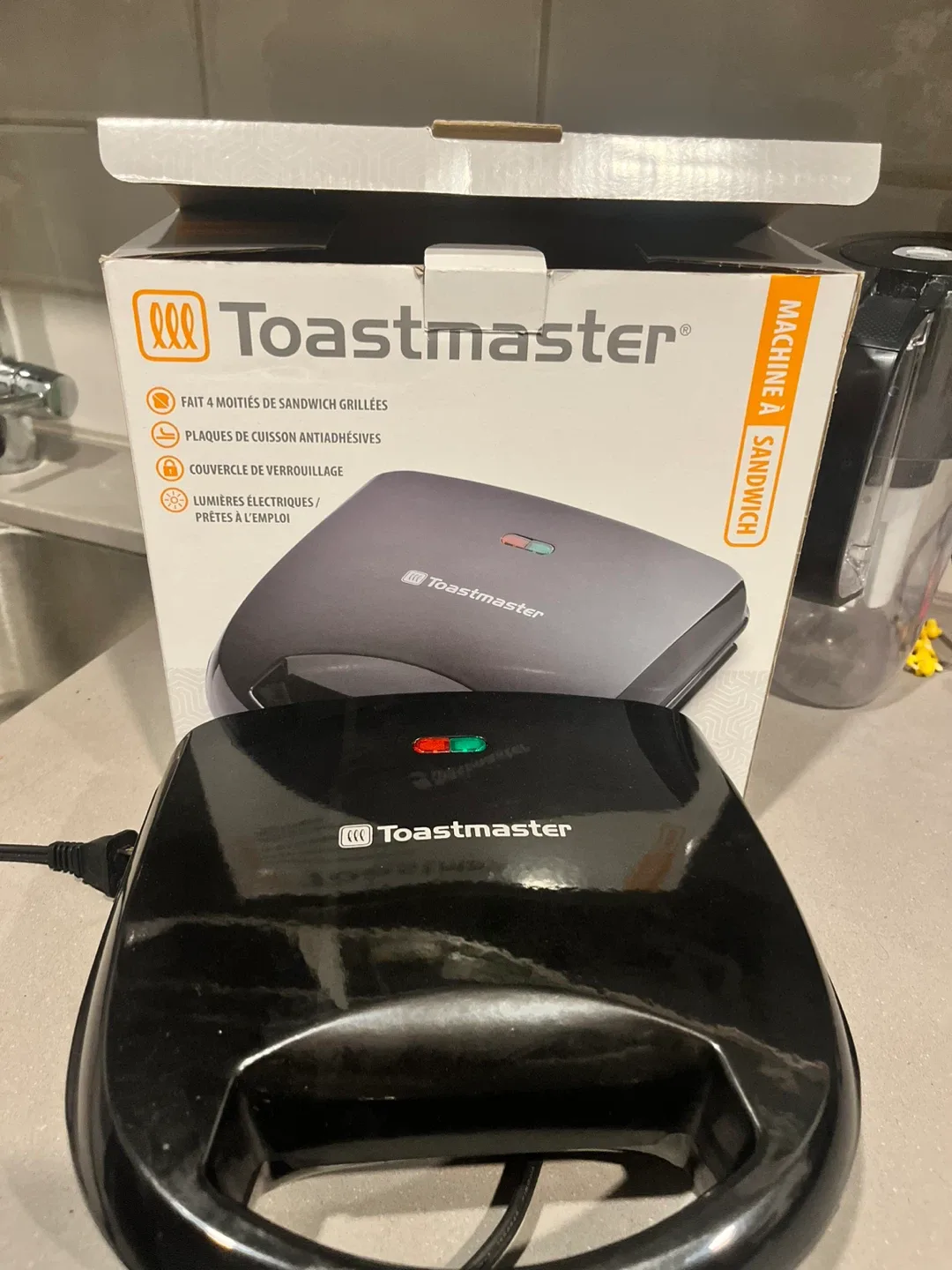 Toastmaster Sandwich Maker thumbnail