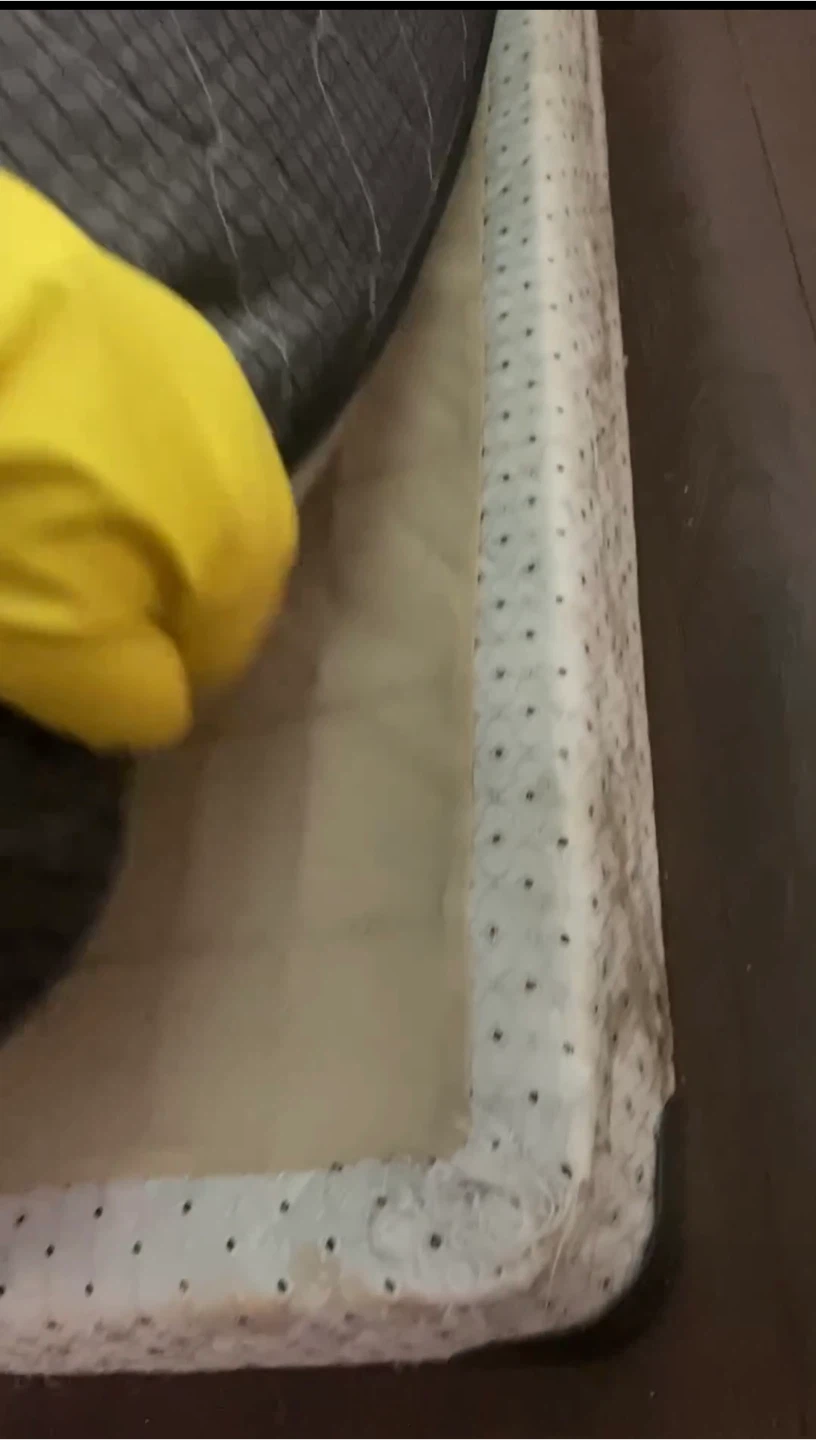 Kingsize Mattress & base - photo 4
