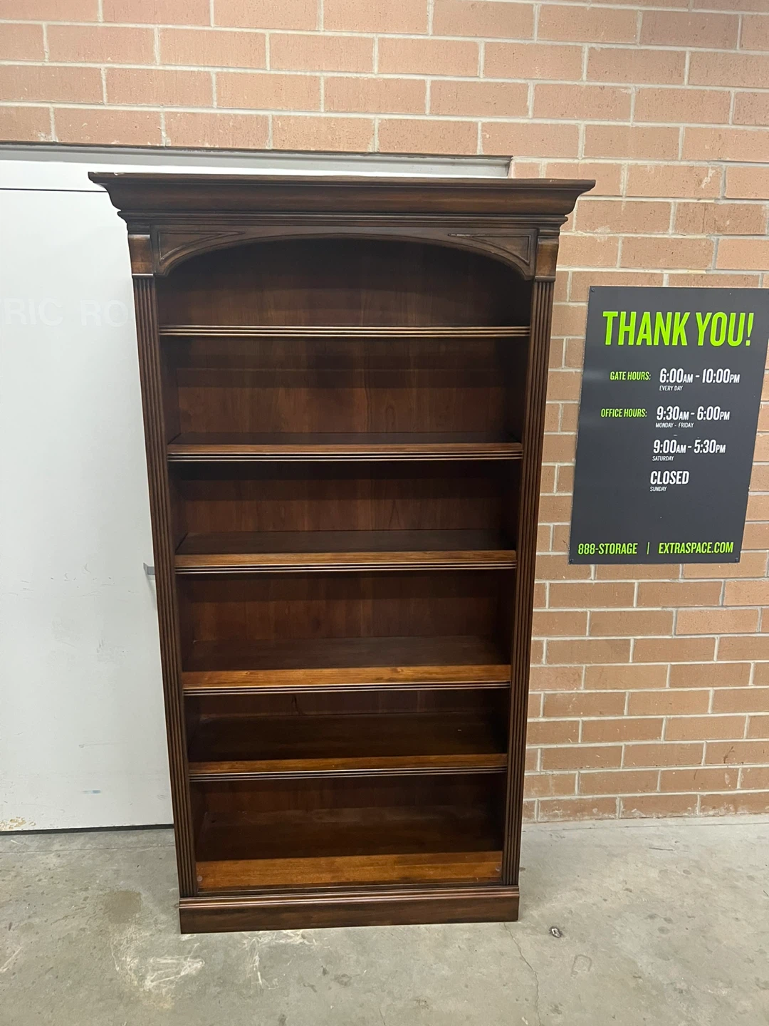 Wooden Bookcase w/light