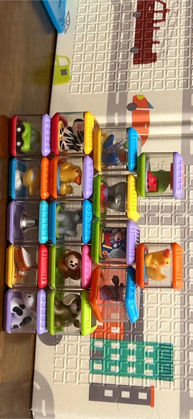 Fisher-Price Peek-a-Blocks Lot