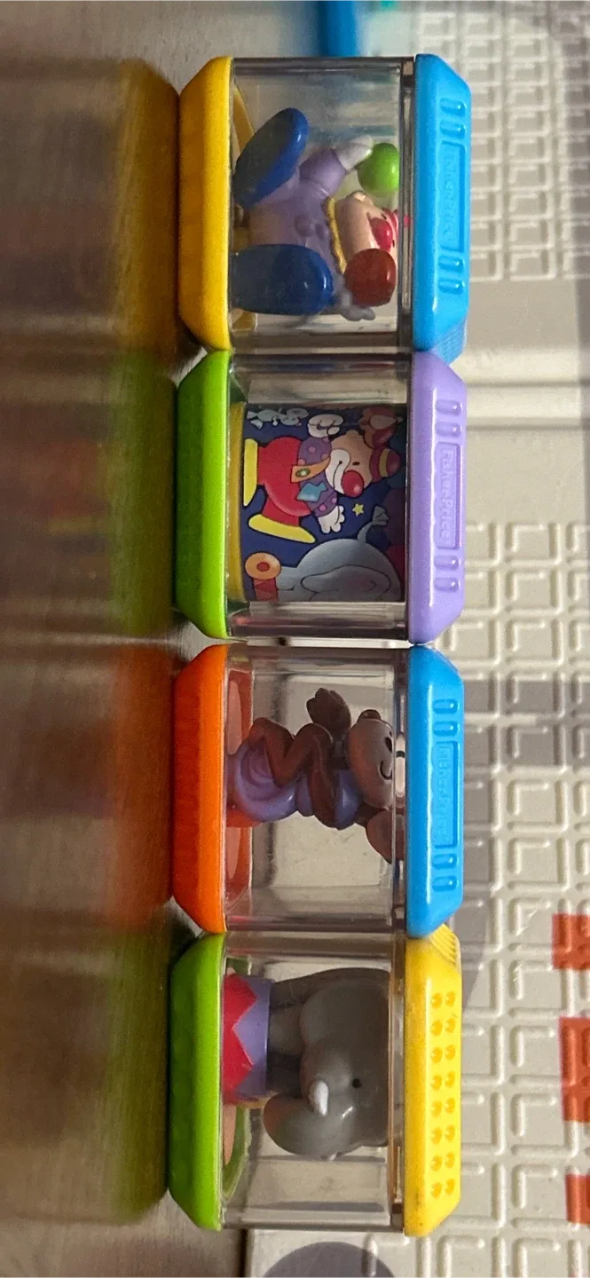 Fisher-Price Peek-a-Blocks Lot image indicator(2)