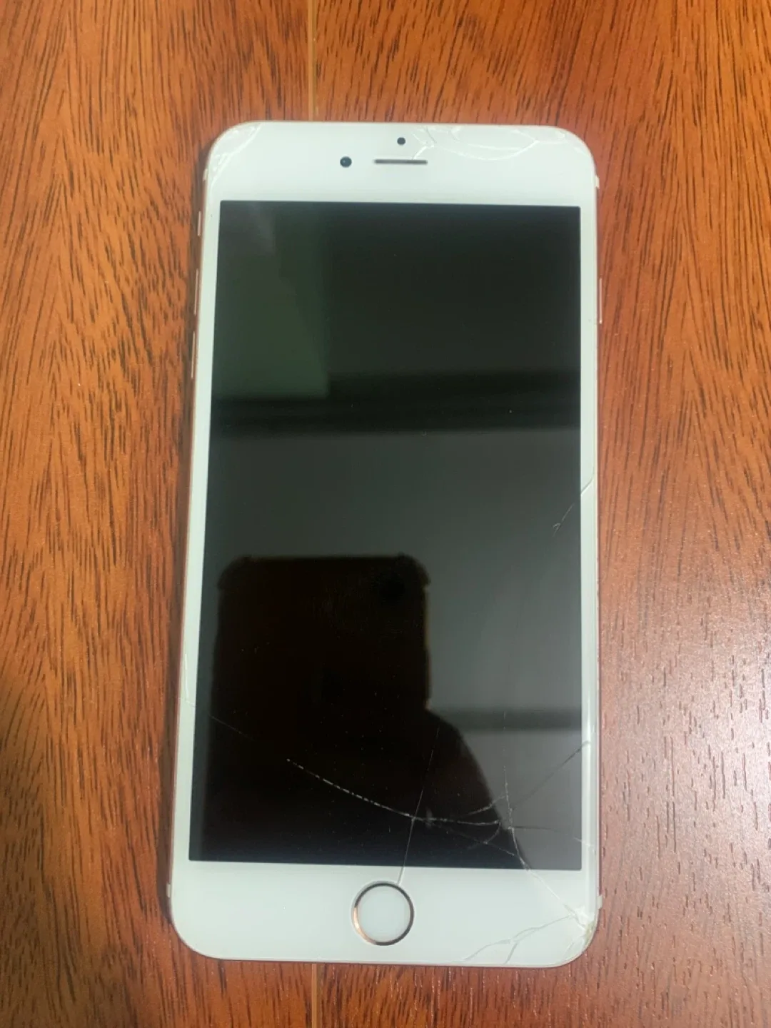 OPEN TO OFFER Used iPhone 6s Plus pink image indicator(5)