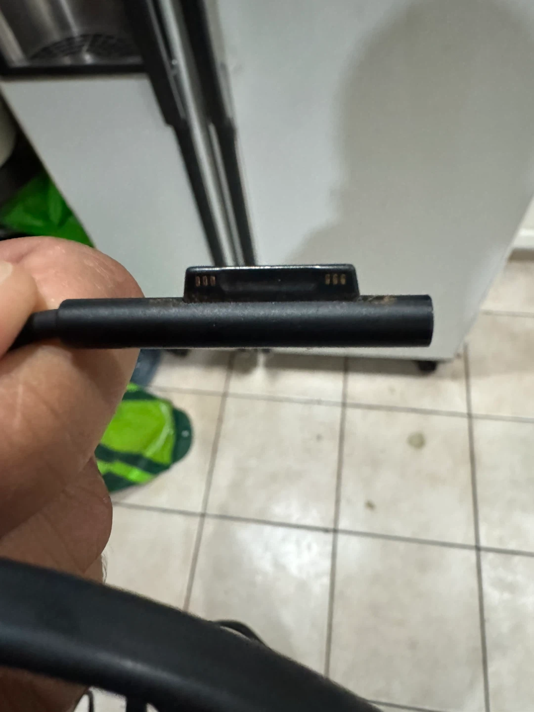 Microsoft 65W Charger - photo 3