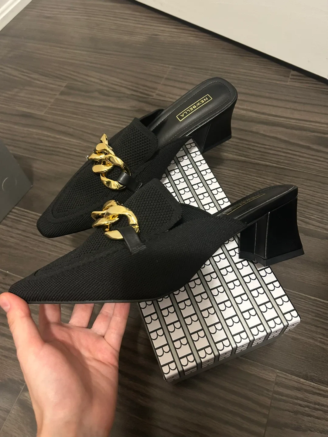 New newbelle black knit heeled mules size 9 image indicator(6)