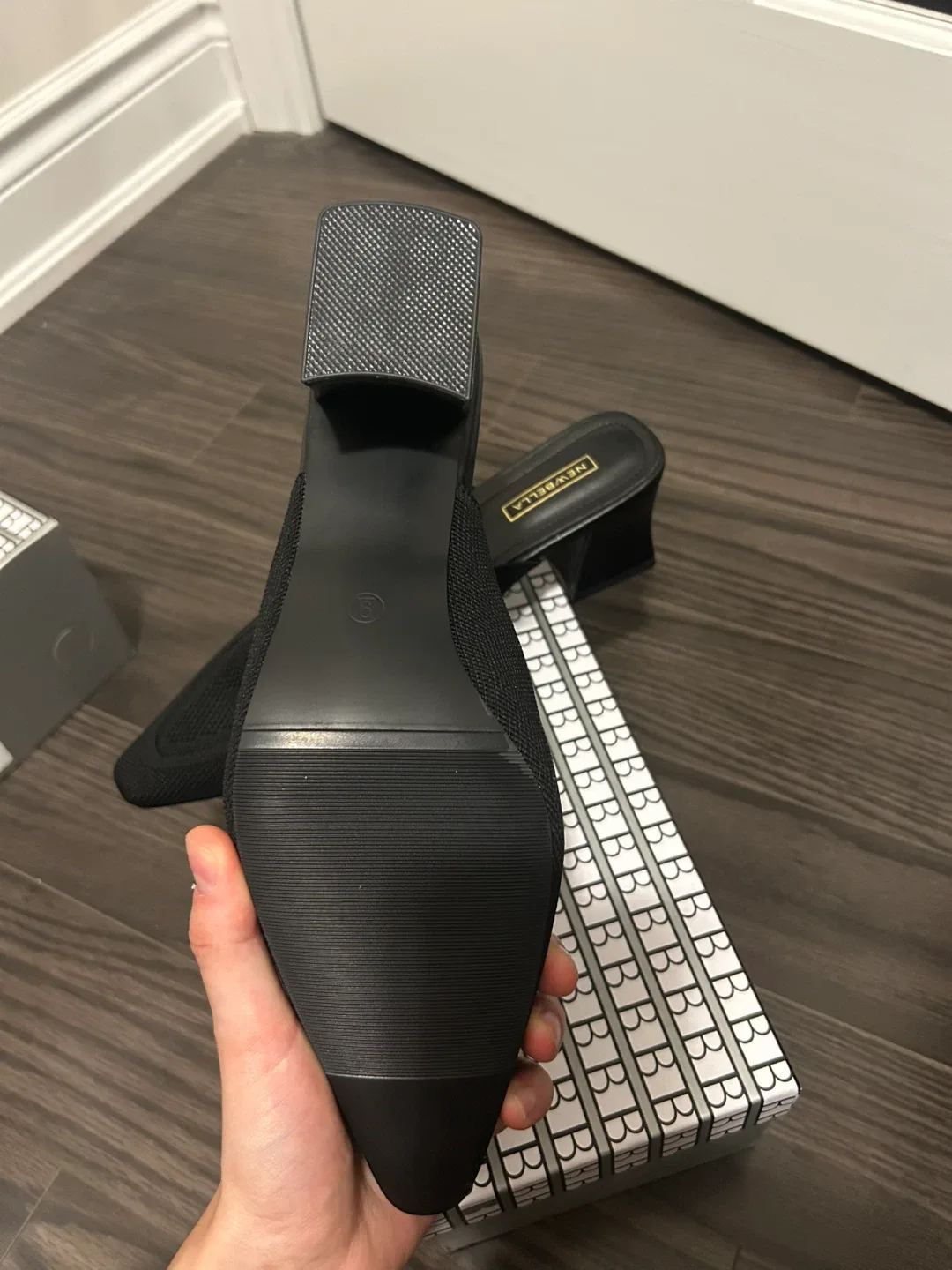 New newbelle black knit heeled mules size 9 image indicator(7)