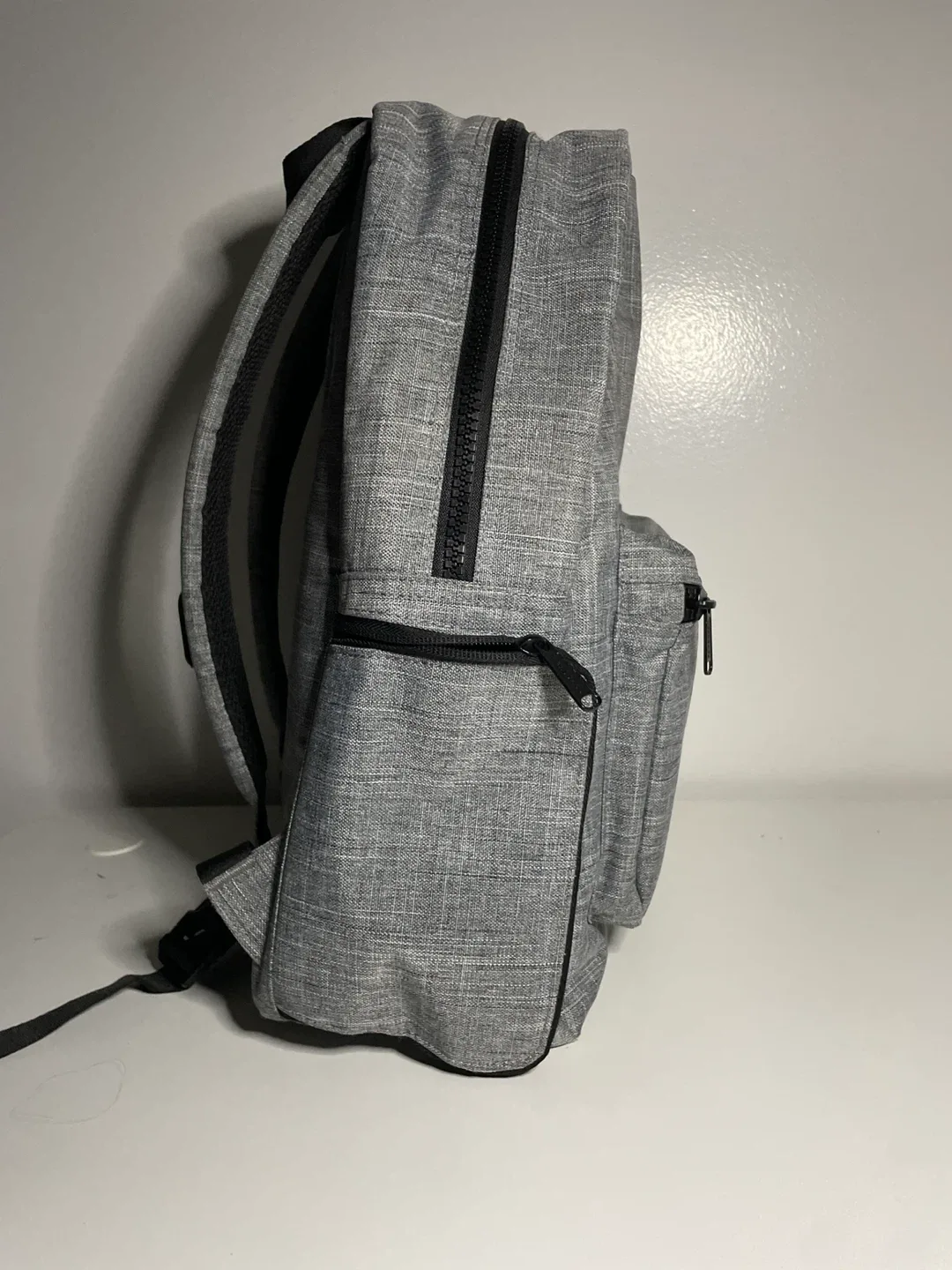 Herschel Backpack - Grey image indicator(2)