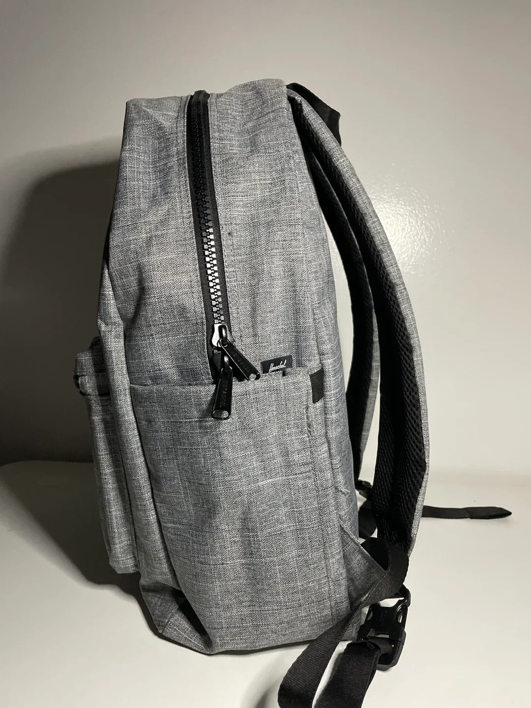 Herschel Backpack - Grey image indicator(3)