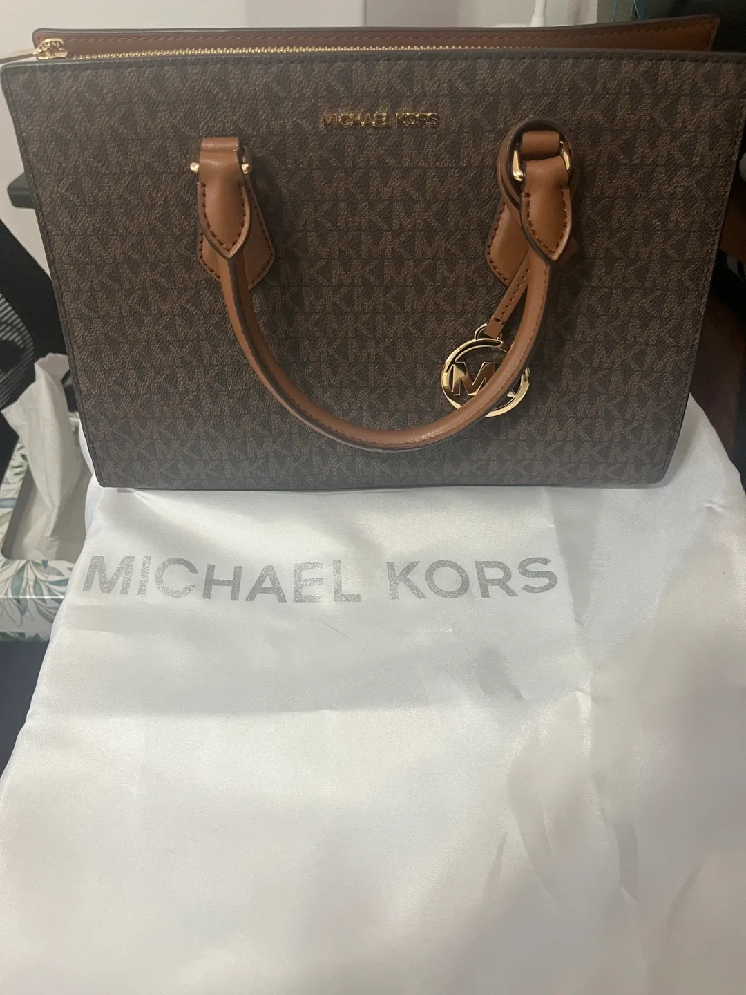 New | Michael Kors Satchel Bag image indicator(5)