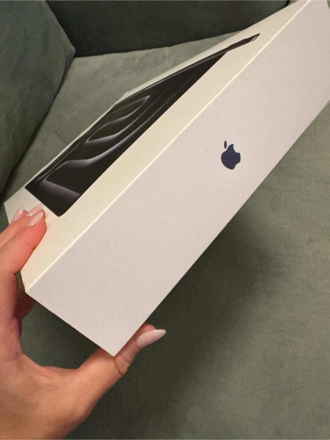 Apple MacBook Pro 14-inch M4 16GB 512GB Empty Box – No Device image indicator(4)