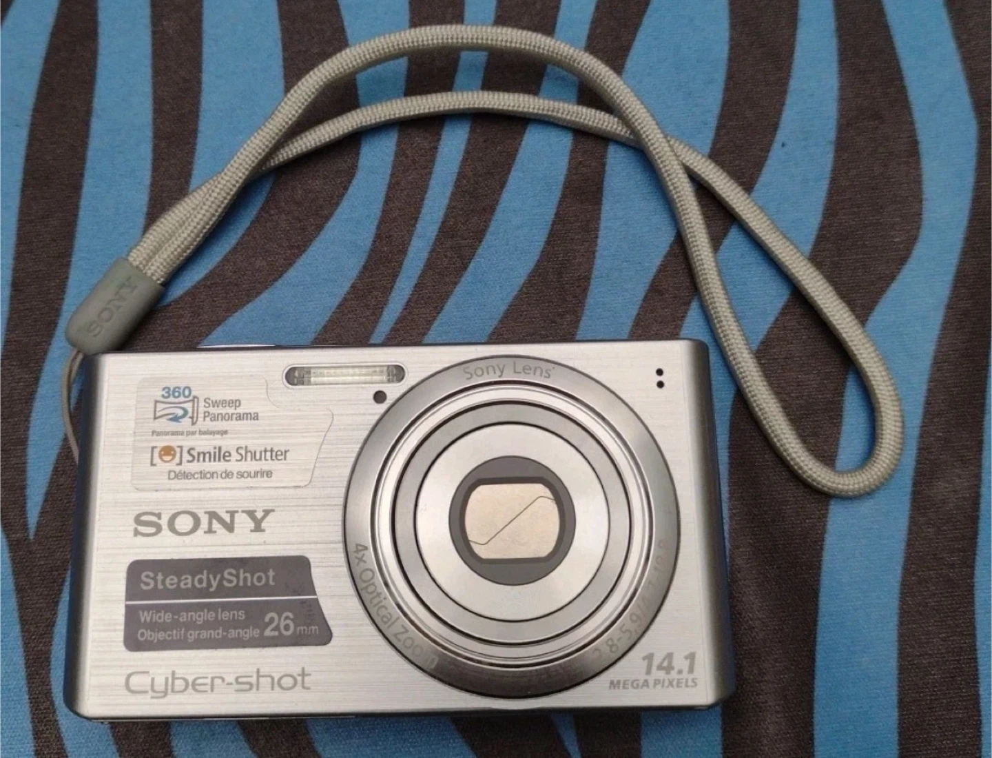 Sony Cybershot Digi Camera (G7x Dupe!)