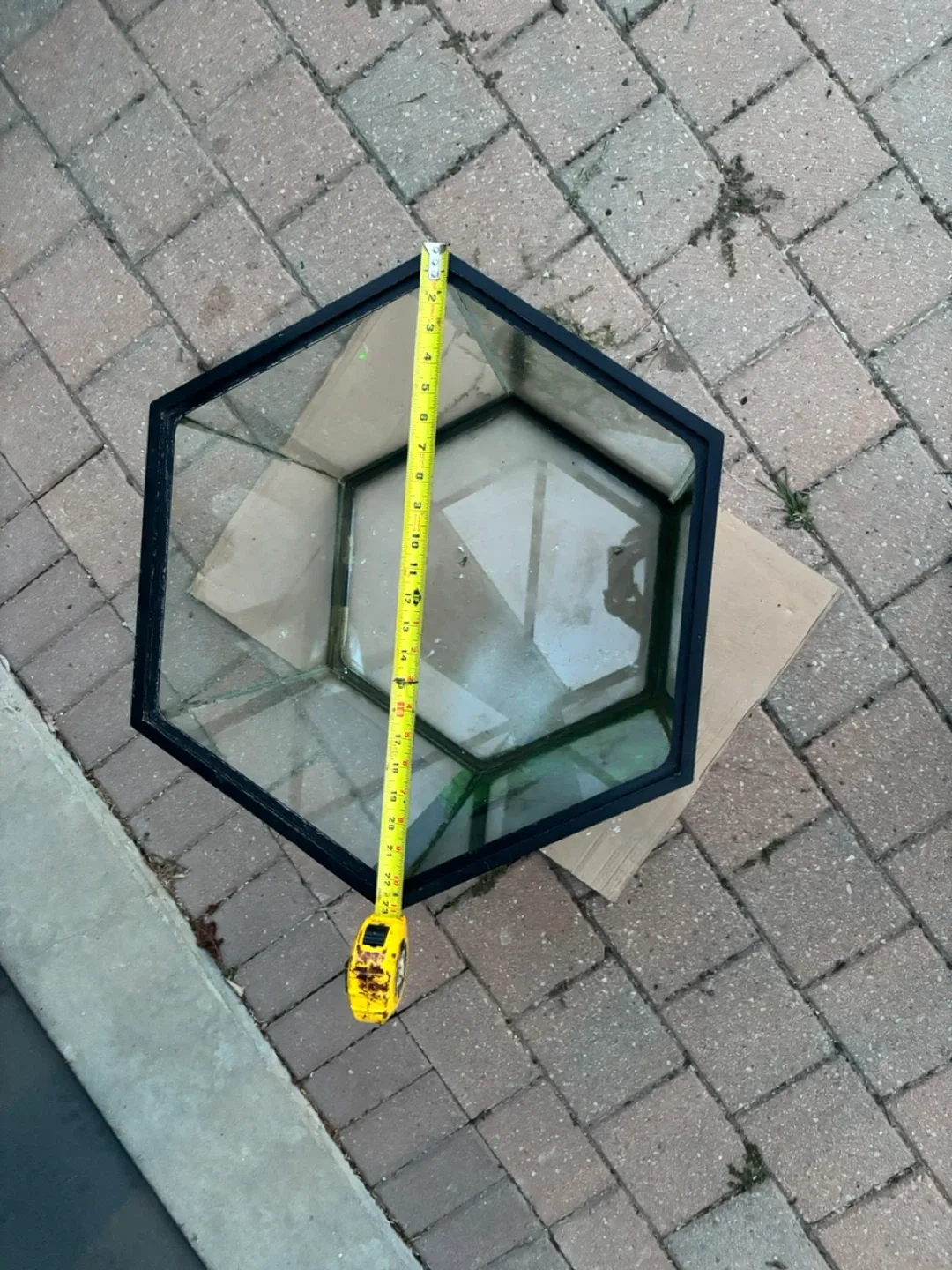 20 GALLON FISH TANK & STAND with items bundle image indicator(3)