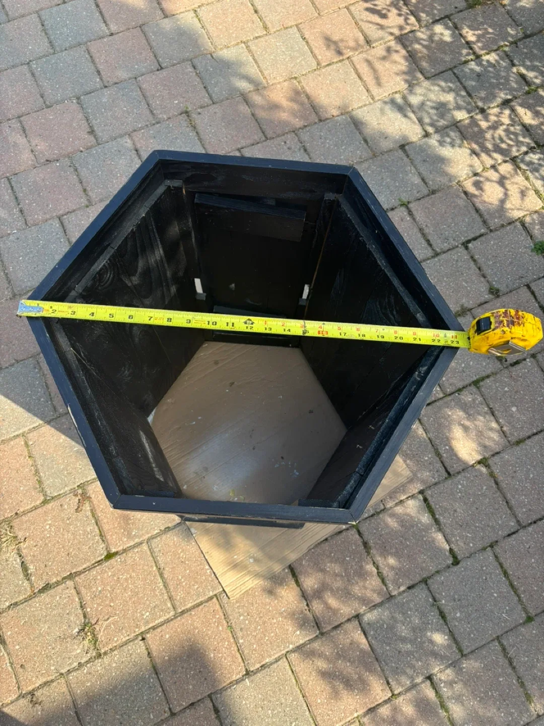 20 GALLON FISH TANK & STAND with items bundle image indicator(6)