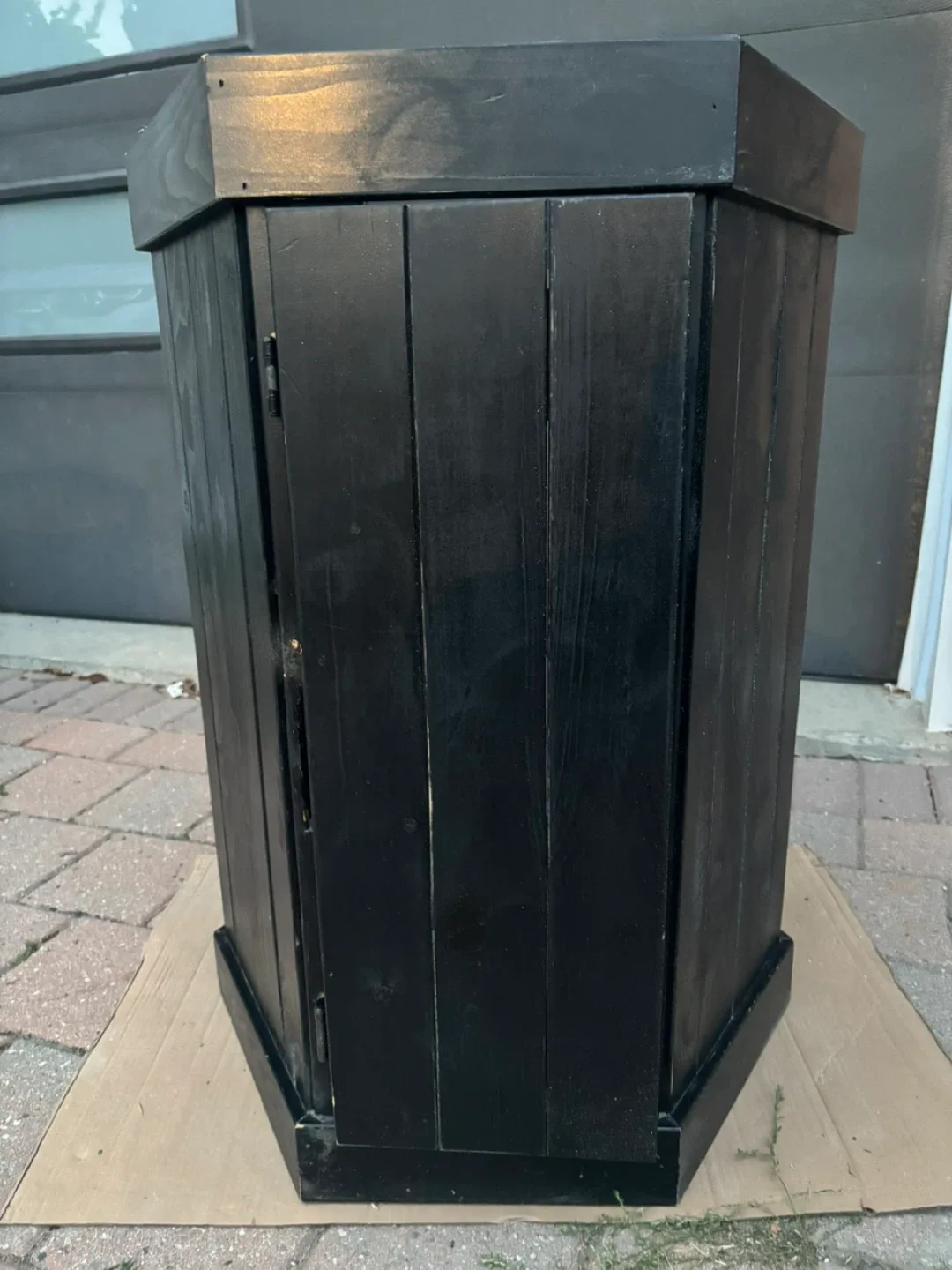 20 GALLON FISH TANK & STAND with items bundle image indicator(5)