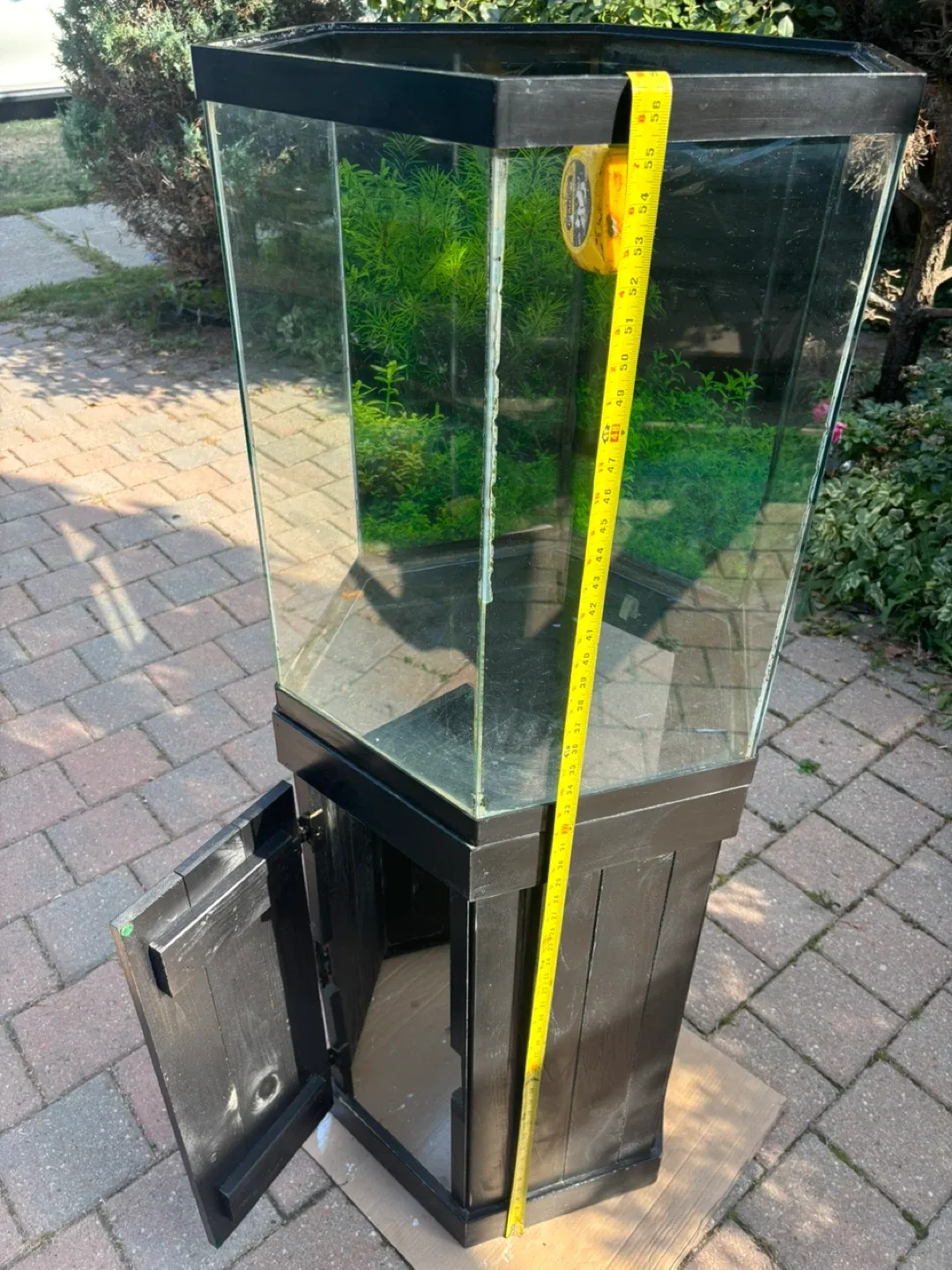 20 GALLON FISH TANK & STAND with items bundle image indicator(8)