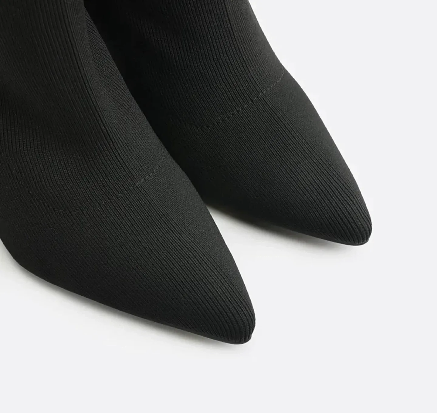 New newbella High knee knit boots size 6-6.5 image indicator(2)