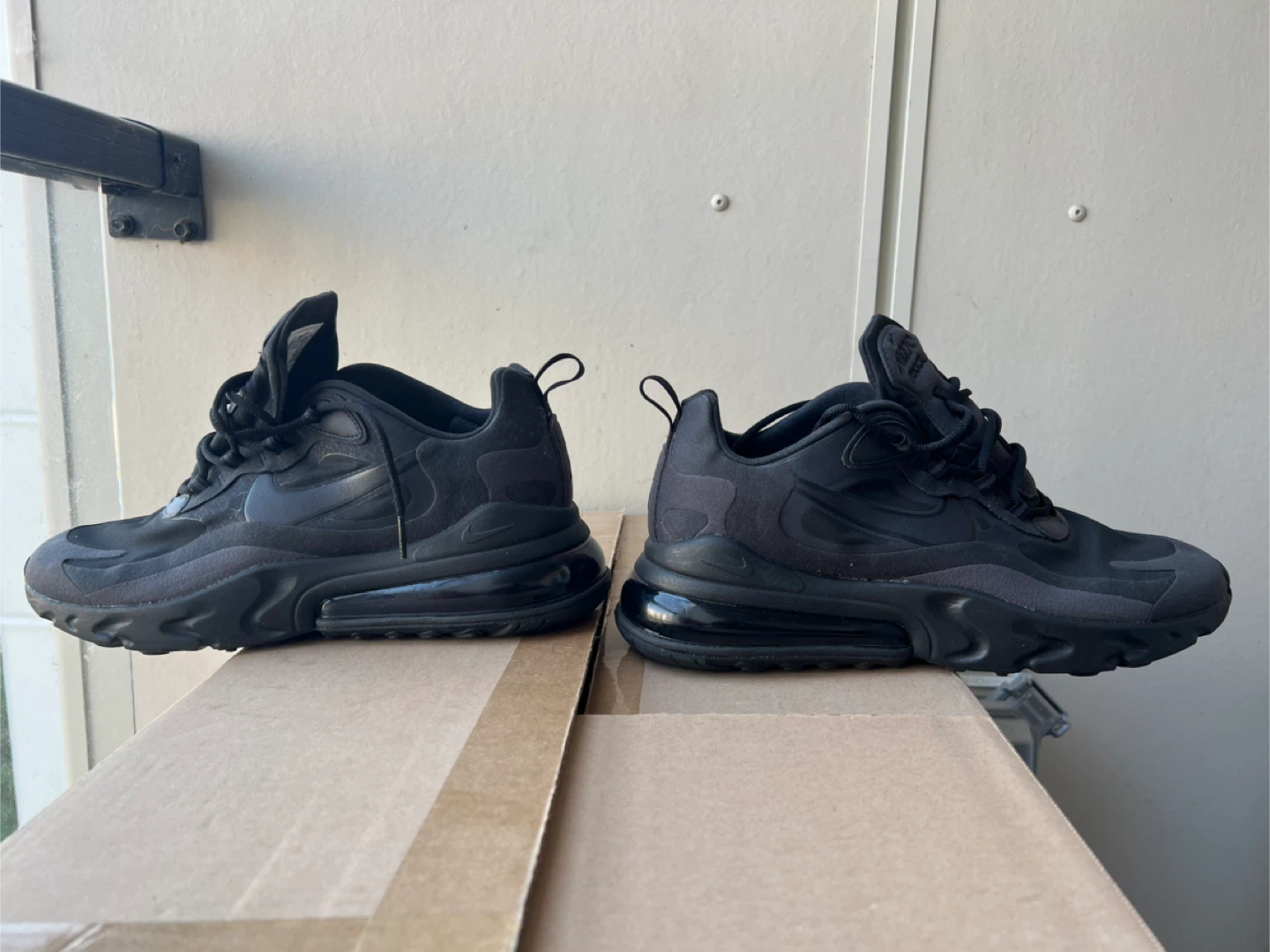 Nike Air Max 270 React Black size US 9.5