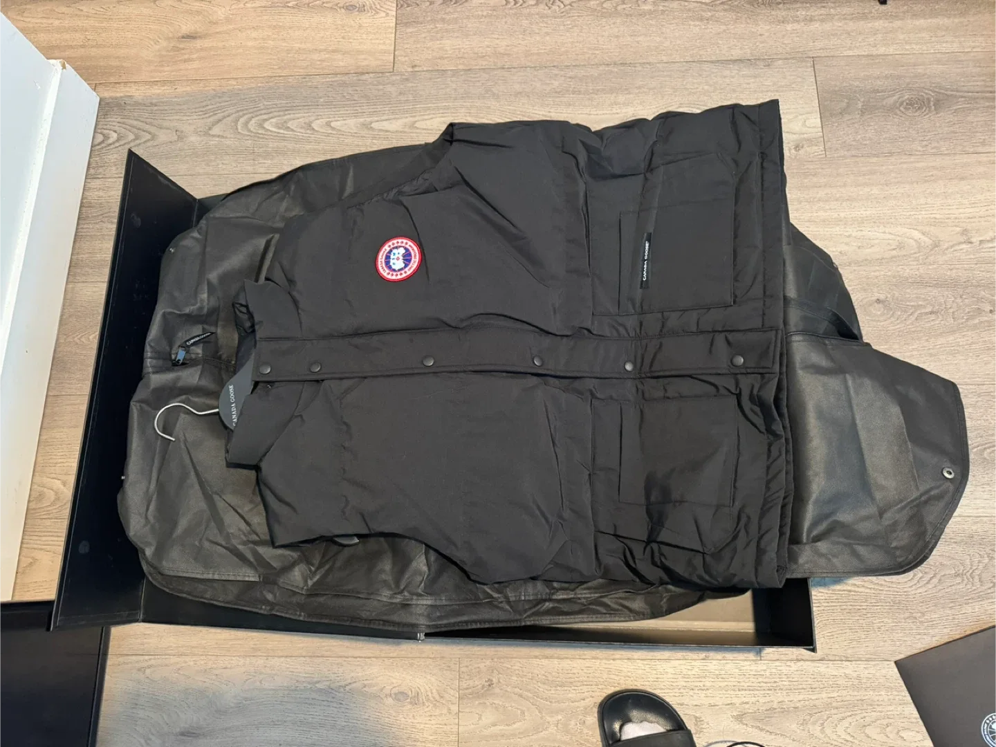 Canada Goose Black Down Vest image indicator(3)