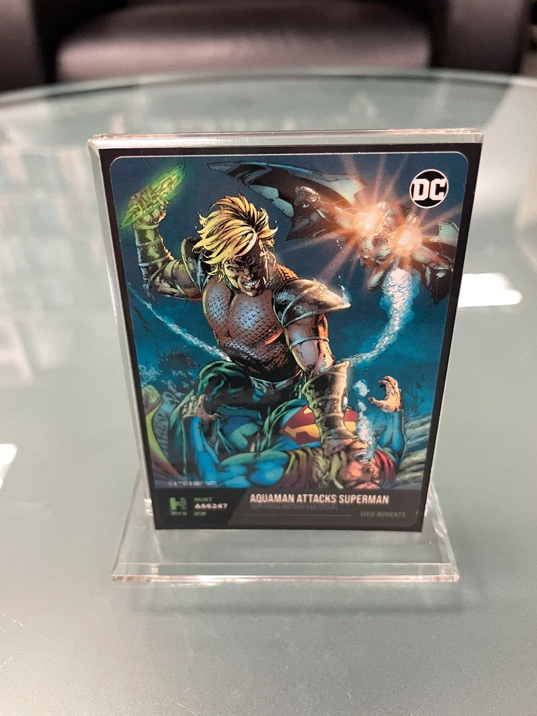 Hro Aquaman Attacks Superman Trading Card thumbnail