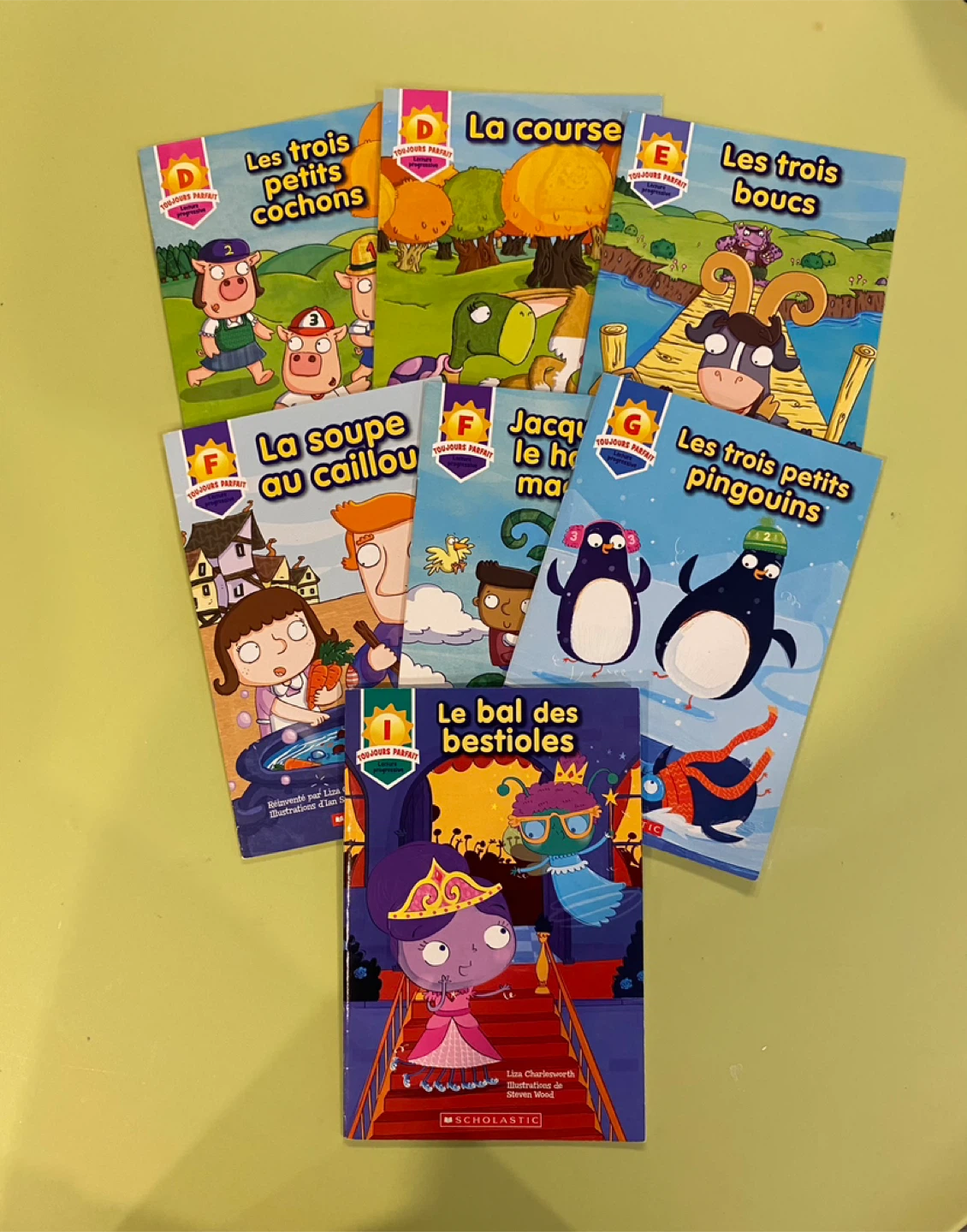 Scholastic Toujours Parfait French Books Lot