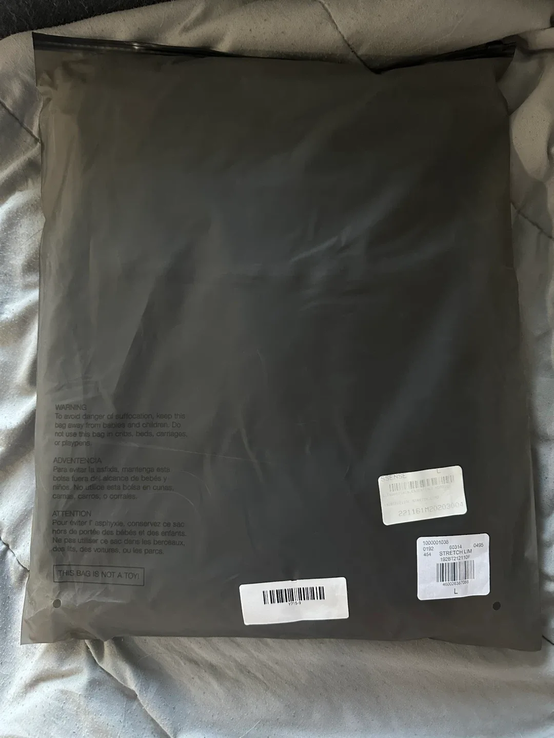 Essentials Fear of God Hoodie - Black, Size s-xl available image indicator(3)