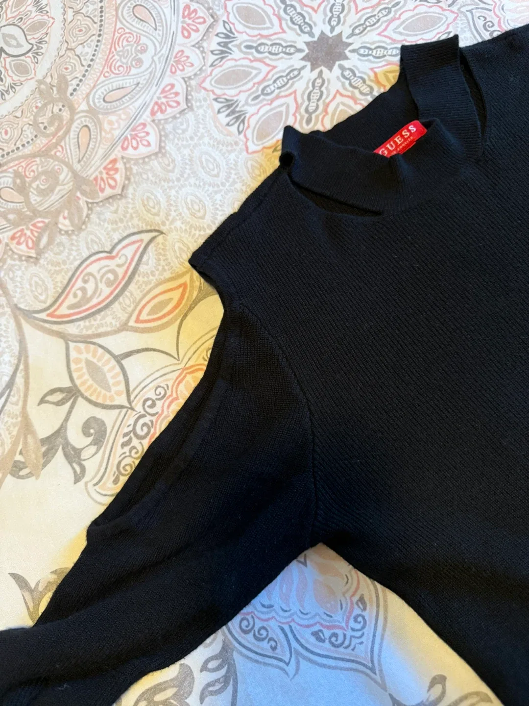 Women Guess Black cold shoulder Long Sleeve Top image indicator(3)