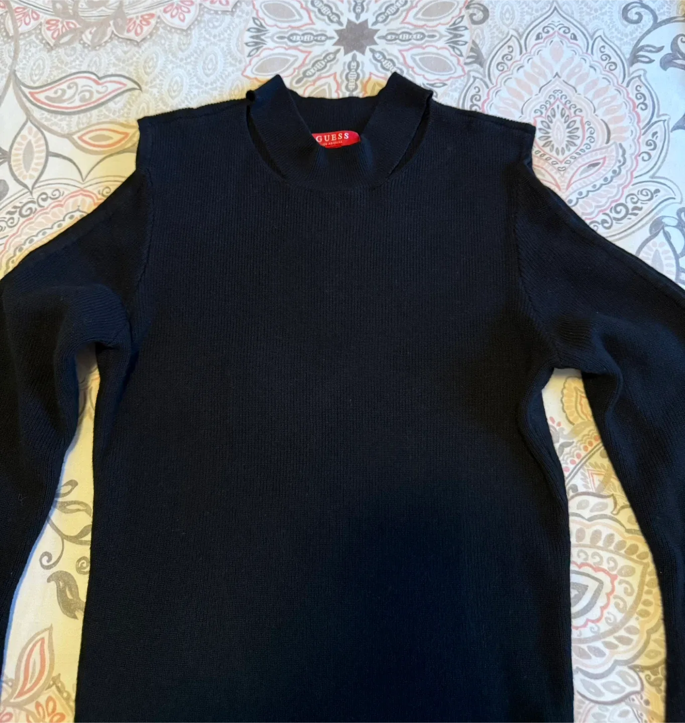 Women Guess Black cold shoulder Long Sleeve Top image indicator(2)