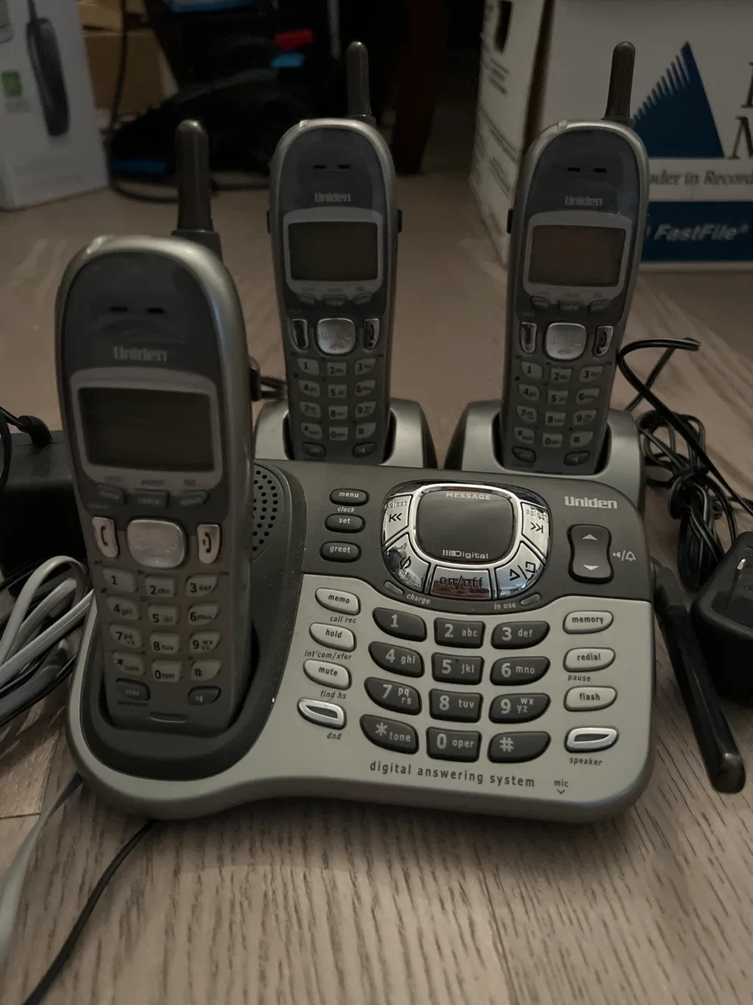 Uniden Cordless Phone System image indicator(3)