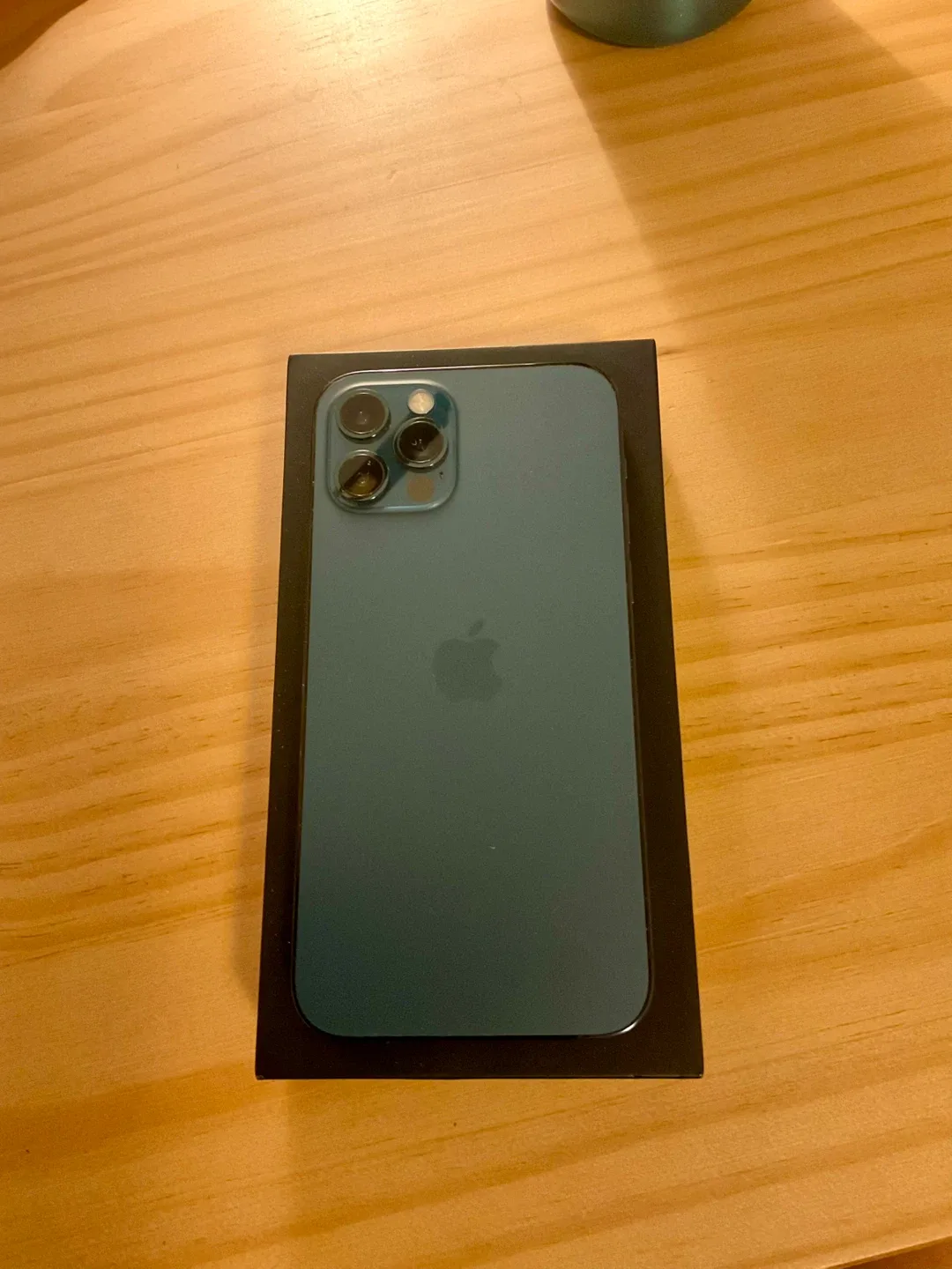 Apple iPhone 12 Pro 128GB Sierra Blue image indicator(2)