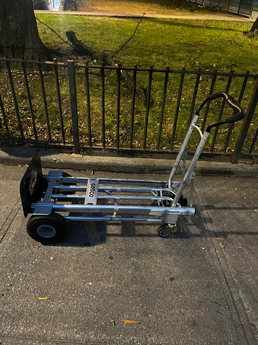 Cosco Hand Truck image indicator(3)