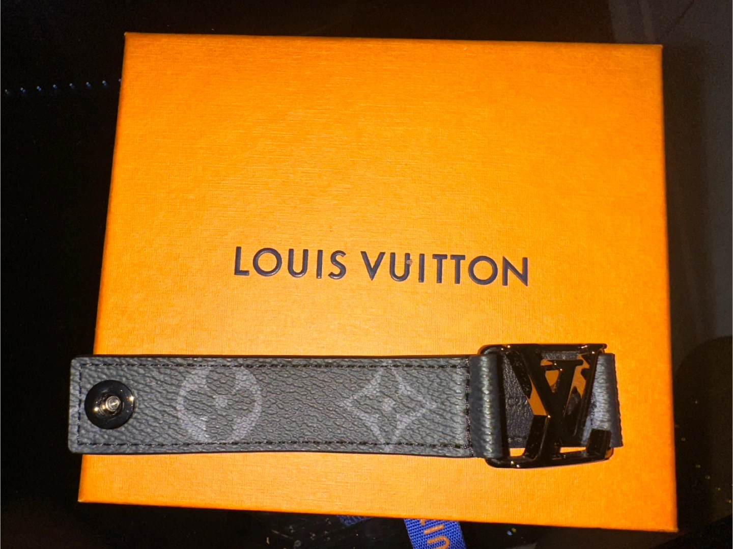 Louis Vuitton Bracelet with Box - photo 2