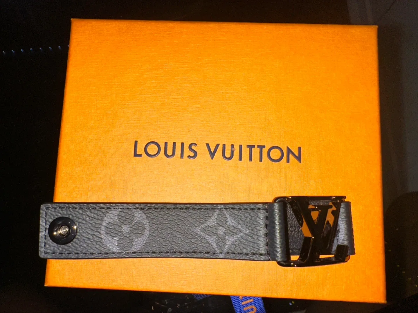 Louis Vuitton Bracelet with Box image indicator(2)