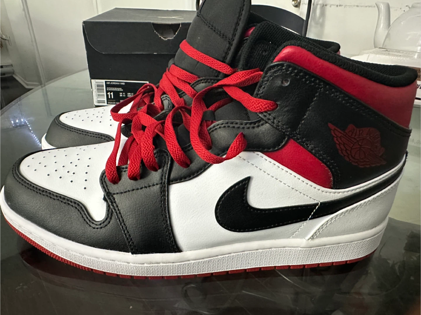Nike Air Jordan 1 Mid, Size 11 - photo 5