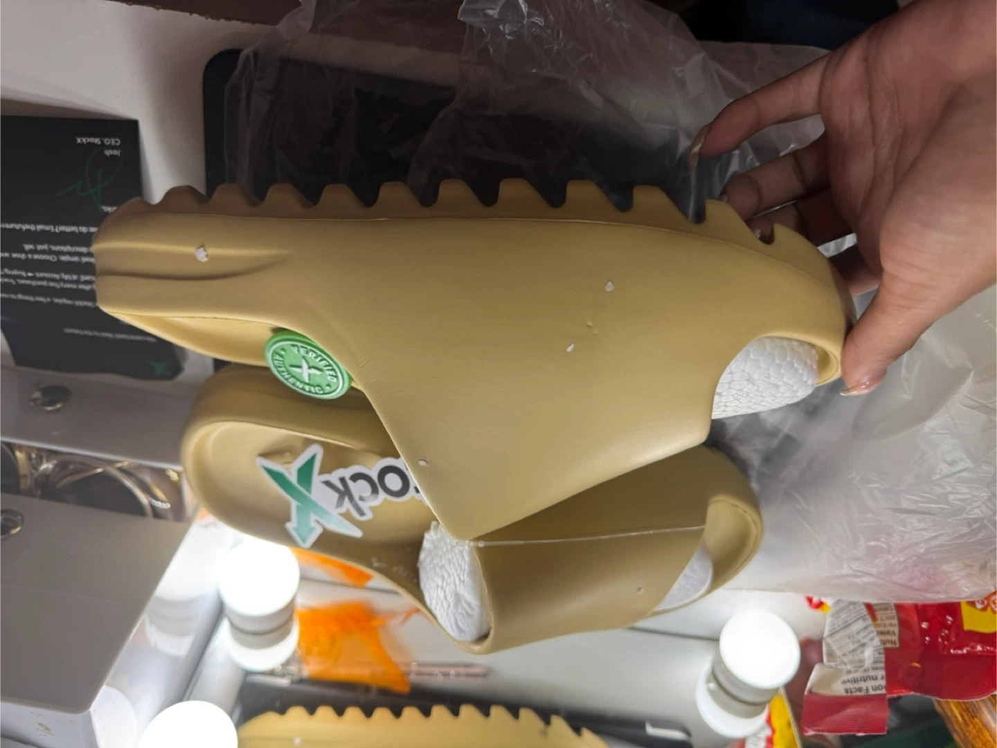 Adidas Yeezy Slide bone - photo 2