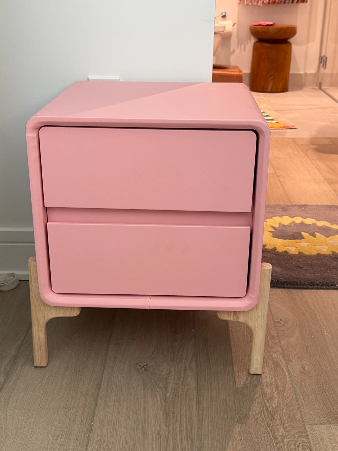 Set of 2 cute pink scandi nightstands - photo 2