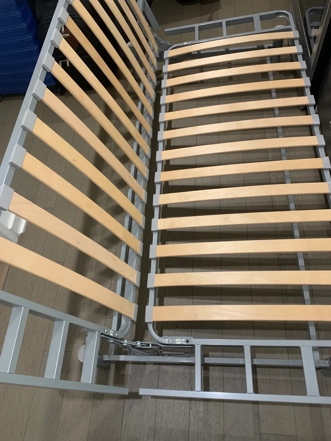 Gray Futon Sofa Bed (78x32x25 inches) image indicator(6)