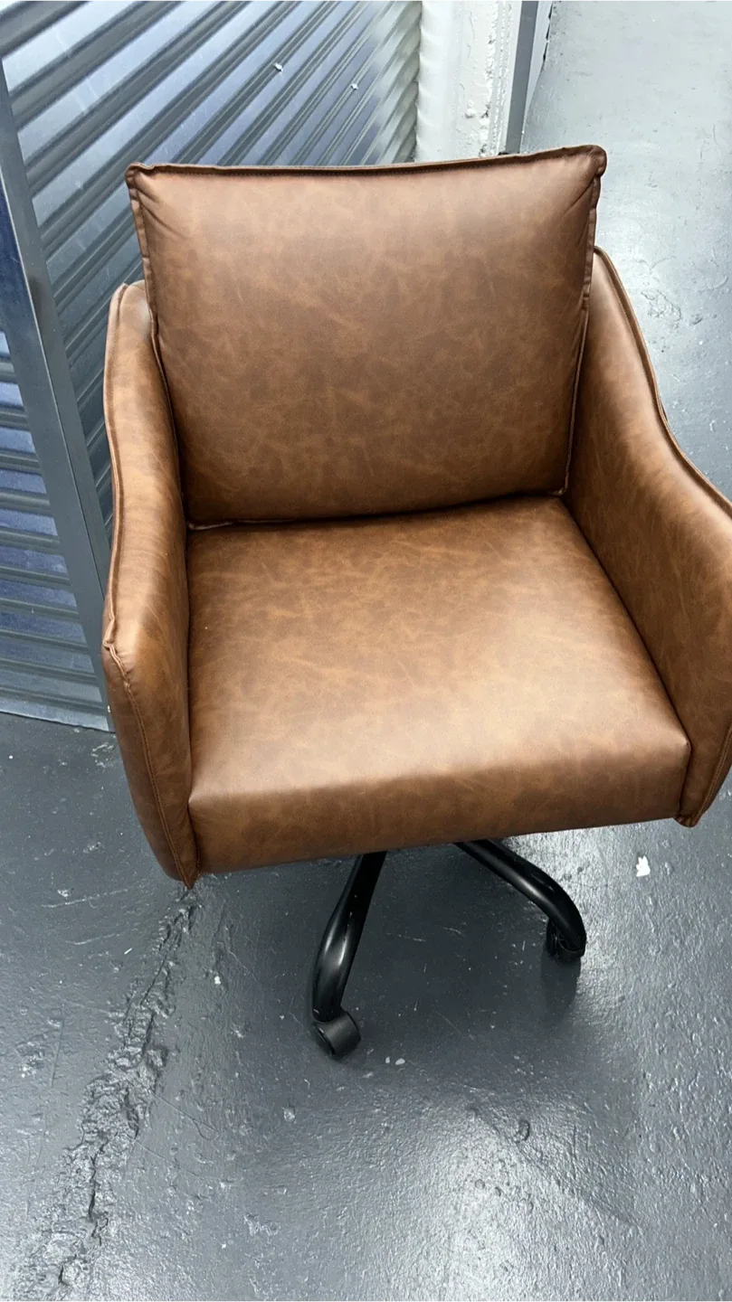 Brown Faux Leather Swivel Office Chair thumbnail