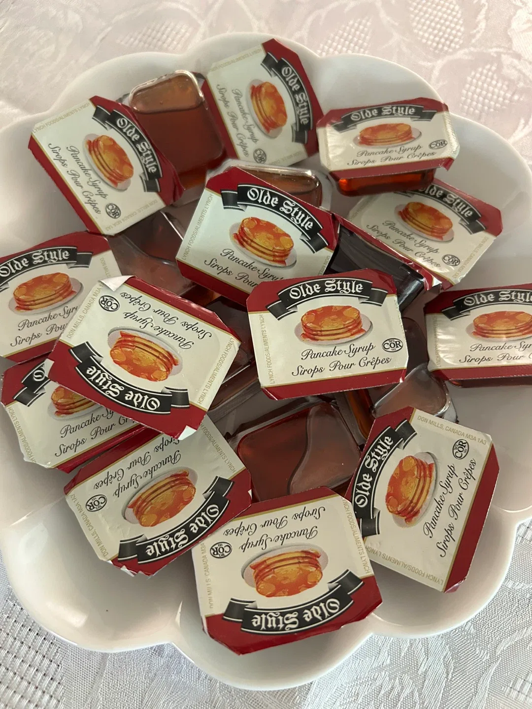 Olde Style Pancake Syrup Singles thumbnail