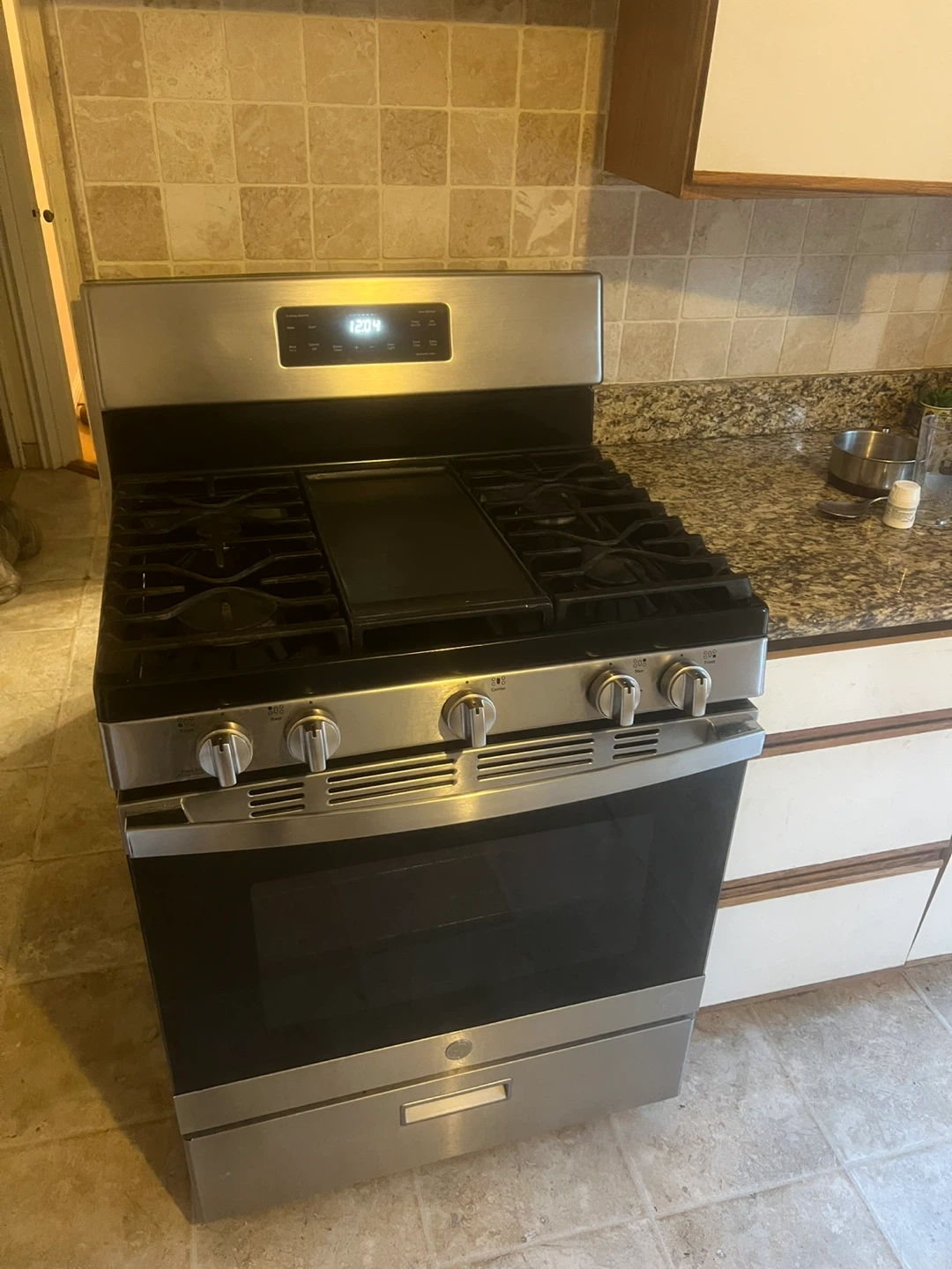 GE Stainless Steel Gas Range