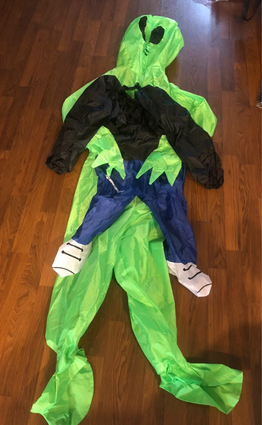 Alien Inflatable Costume (Child One Size) thumbnail