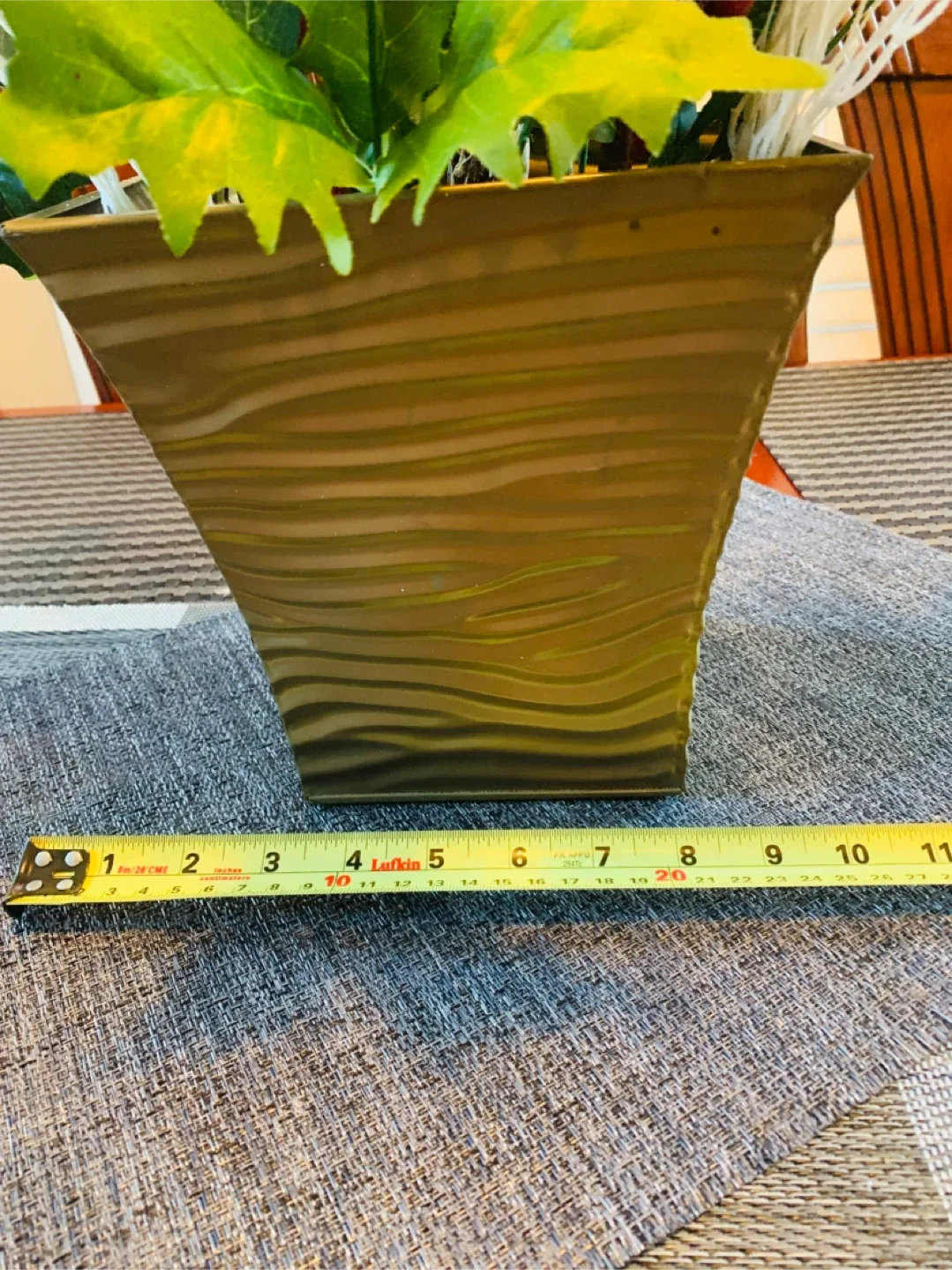 NEW Christmas Centre Piece Decor / Planter Handcrafted image indicator(7)