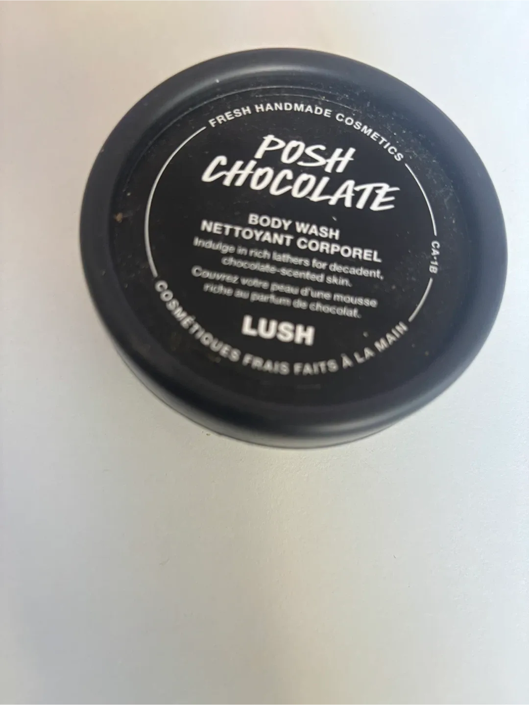 Lush Posh Chocolate Body Wash thumbnail