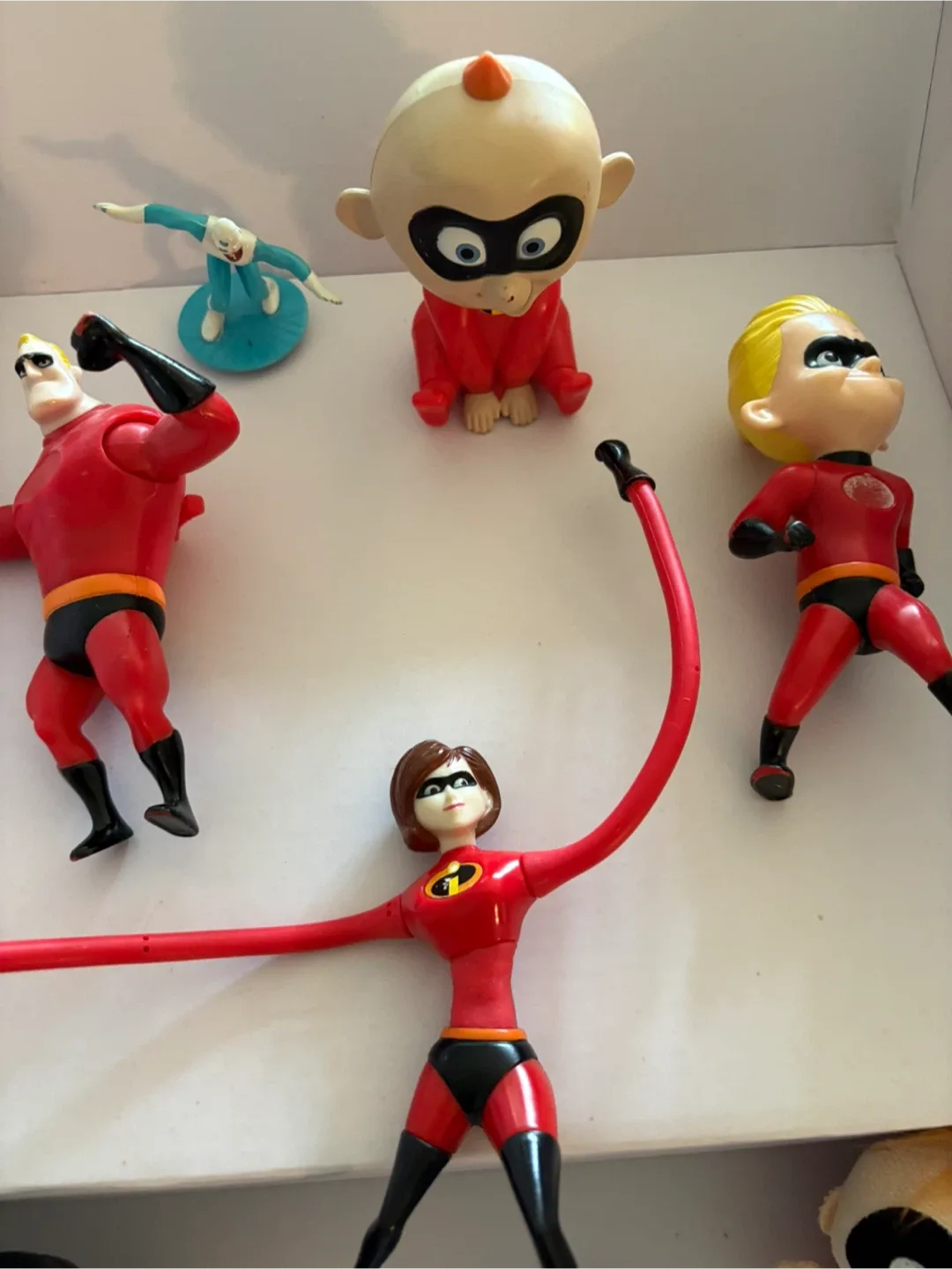 The Incredibles Toy Figure Set thumbnail