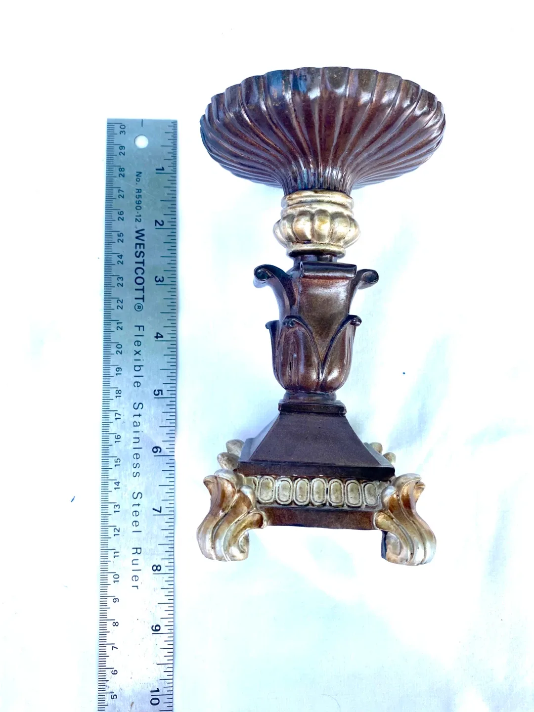 Decorative Candle Holders - Set of 2 image indicator(5)